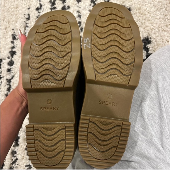 Sperry Dark Brown and Tan duck boots - Picture 8 of 8